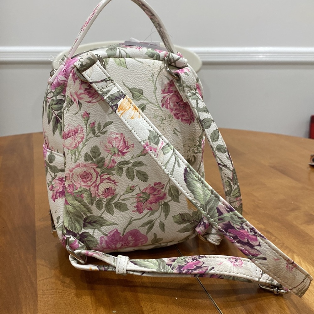 NWT. BetseyJohnson floral puppy, mini backpack/purse. - Picture 3 of 13